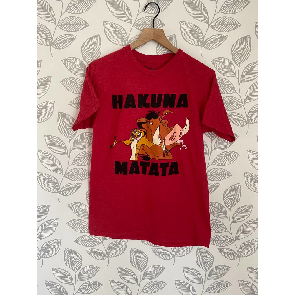 Disney Lion King Hakuna Matata Red T-shirt, Size M 38/40